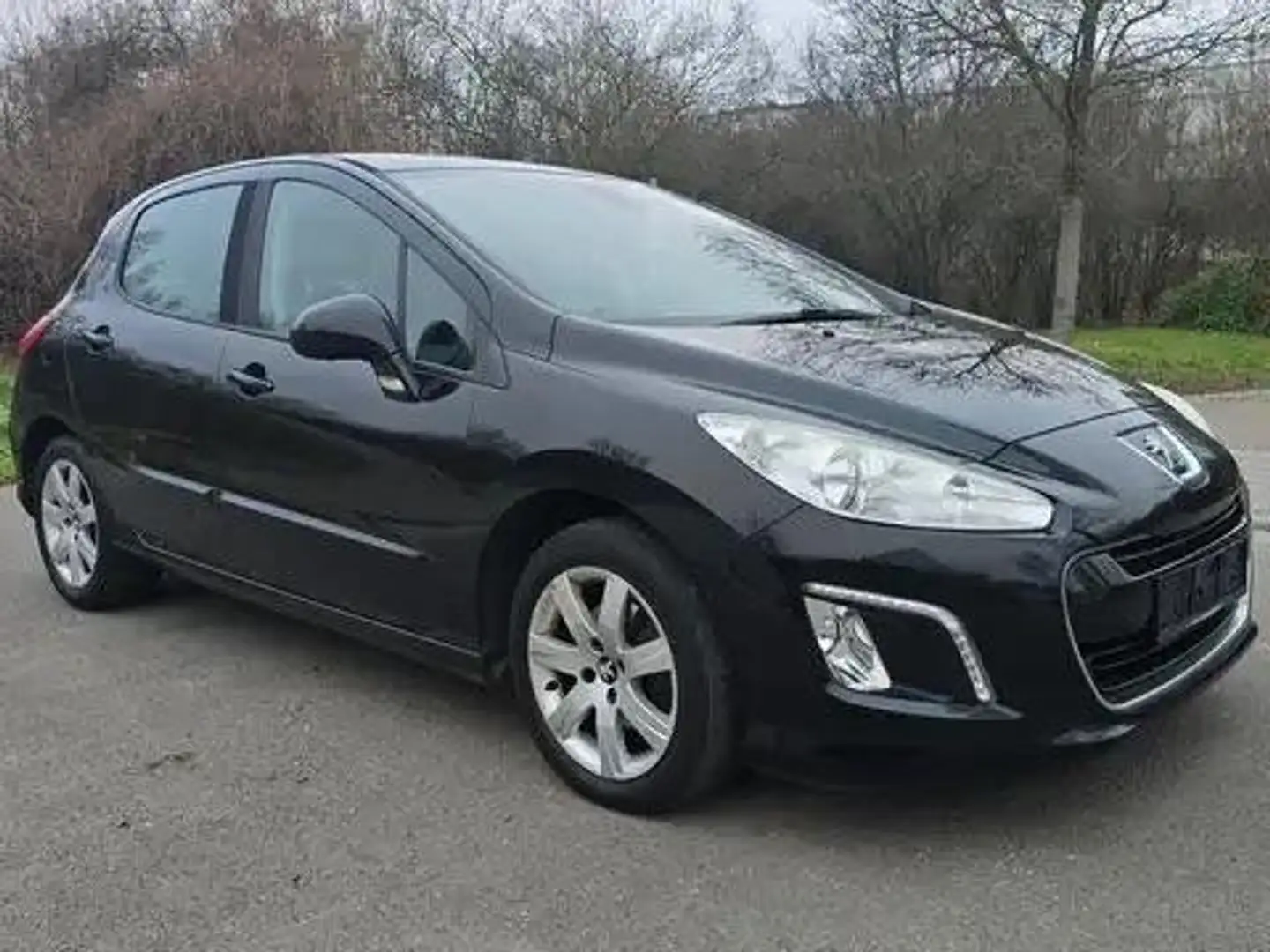 Peugeot 308 Active, Servo,Klima,ALU, etc Schwarz - 2