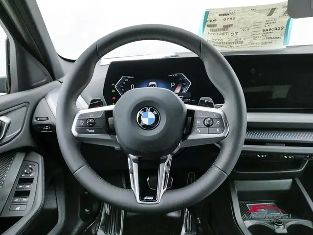 BMW 1 Series view 13