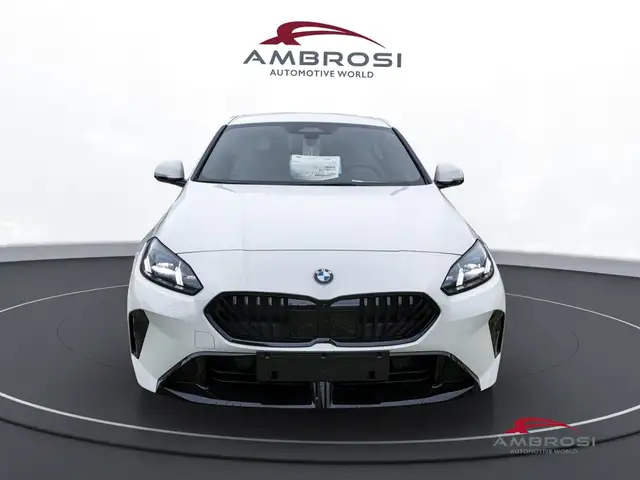 BMW 1 Series view 7