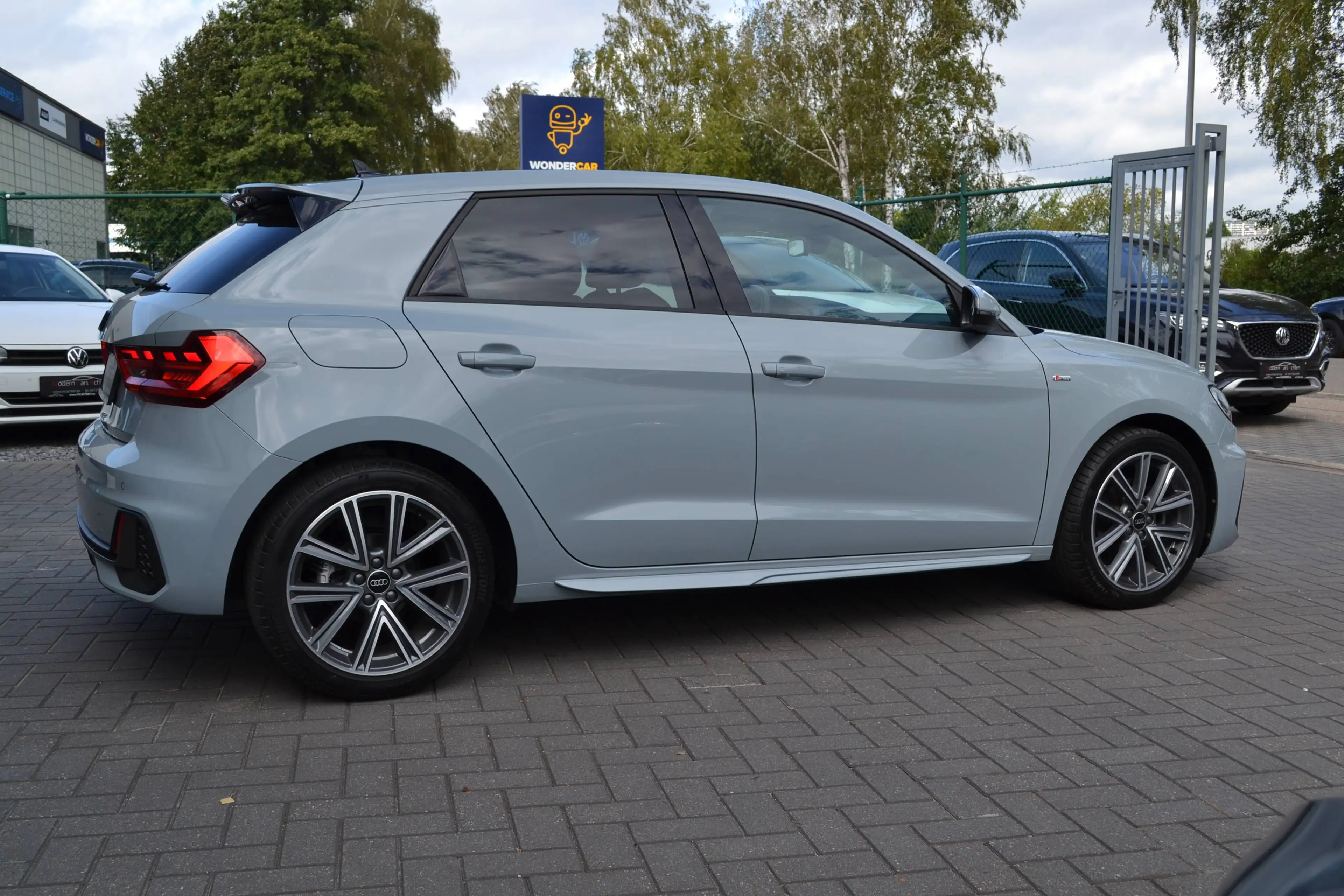 Audi A1 A1 Sportback 30 TFSI Competition S tronic (EU6AP) Competition — photo 6