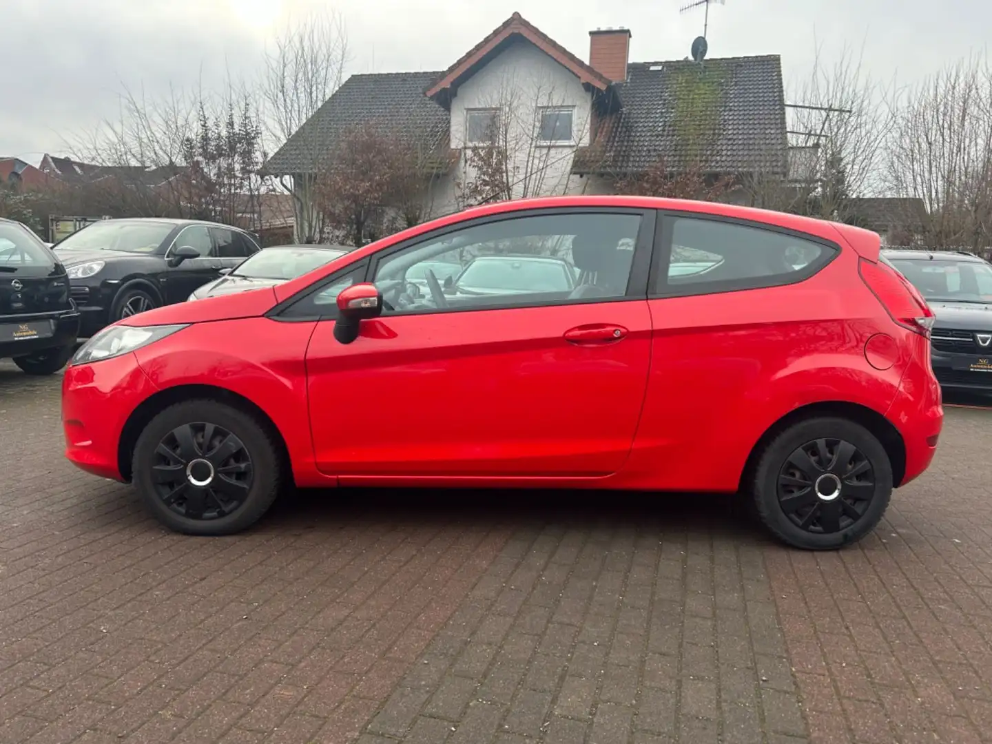 Ford Fiesta Trend *Bhz. Scheibe*Klima* Rot - 2