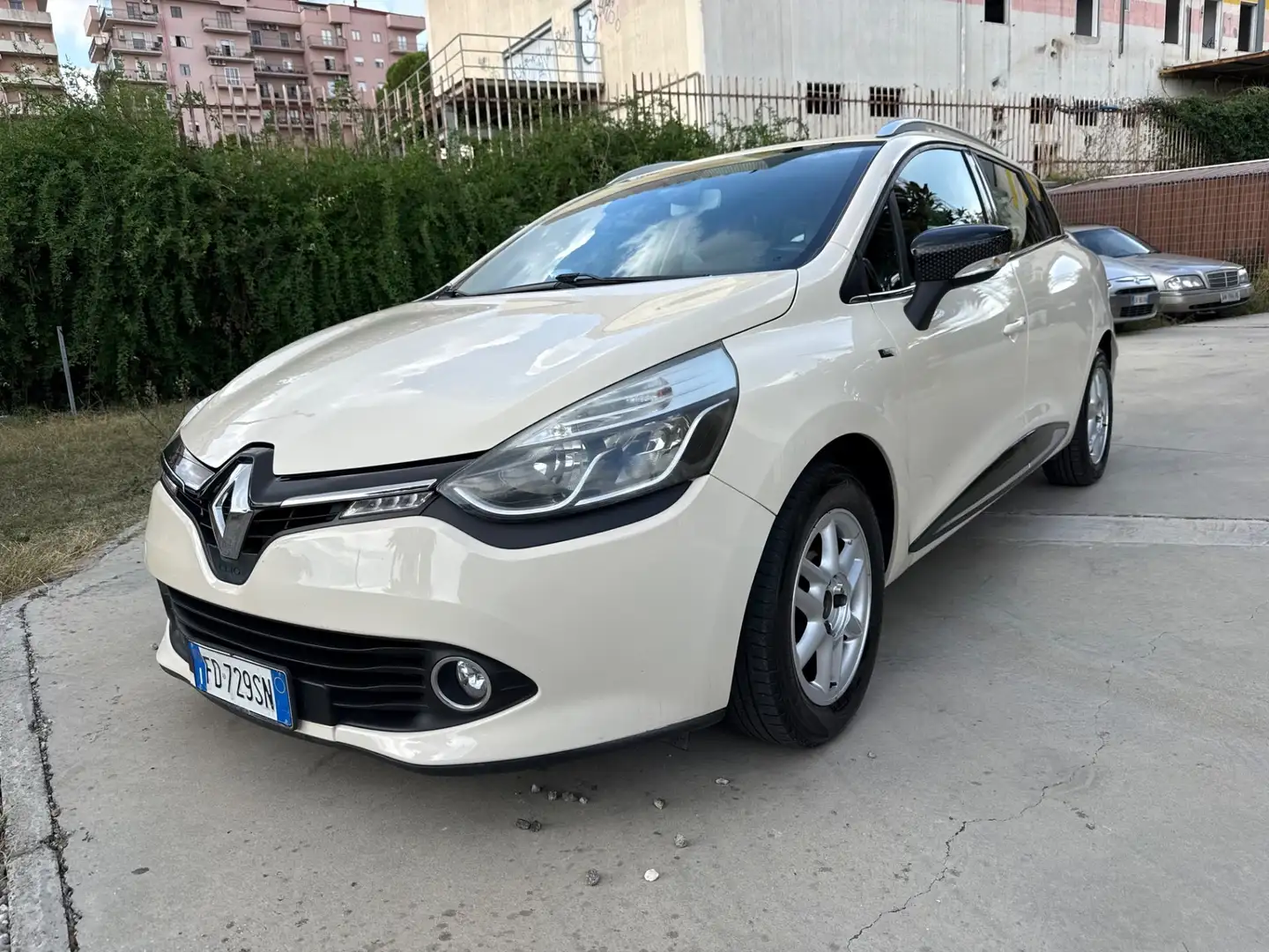 Renault Clio Clio Sporter dCi 8V 90CV Start&Stop Beige - 1