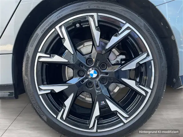 BMW M view 6