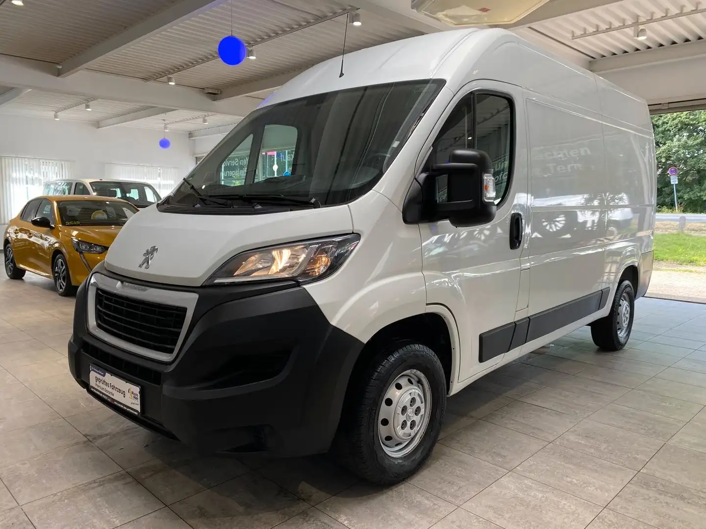 Peugeot Boxer Kasten L2-H2 BlueHDi*Hoch+Lang*Garantie* White - 1