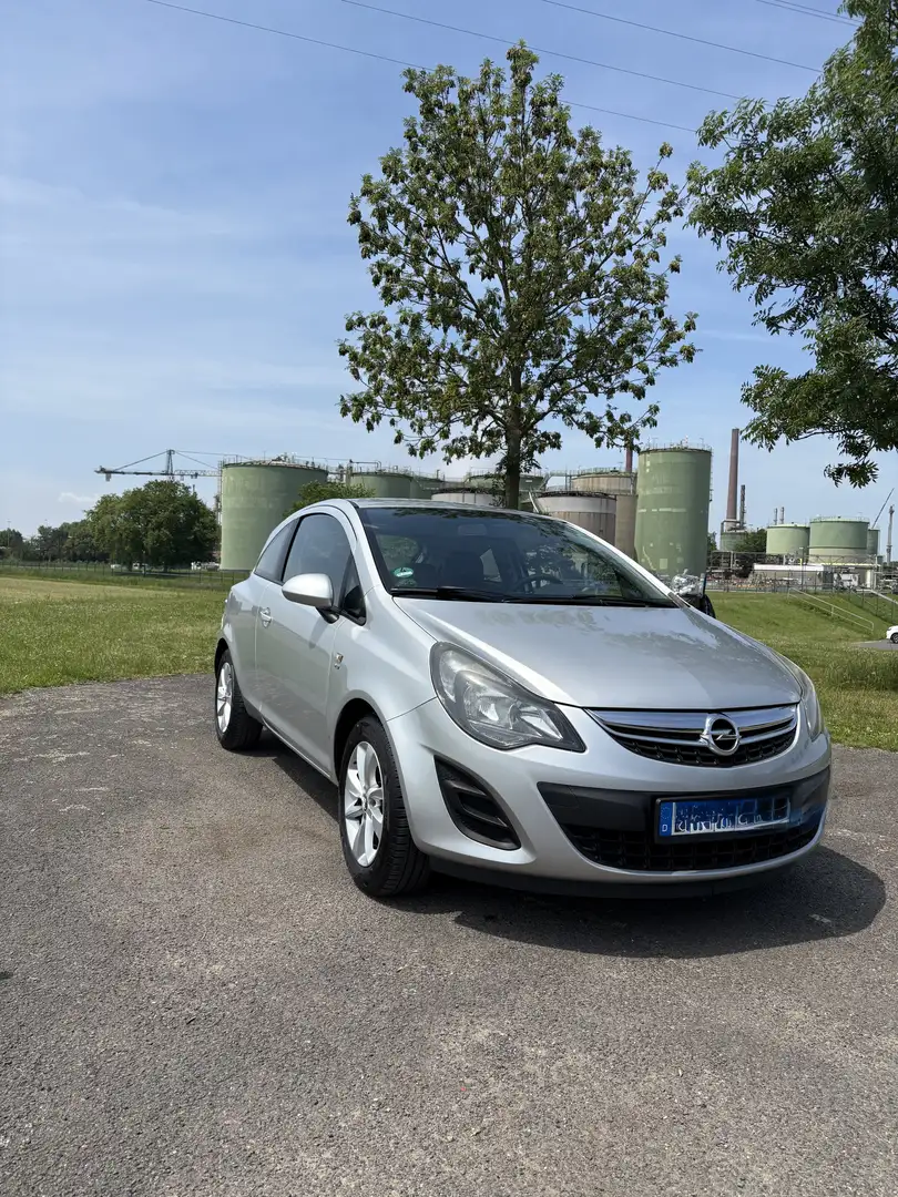 Opel Corsa 1.4 16V Selection - 2