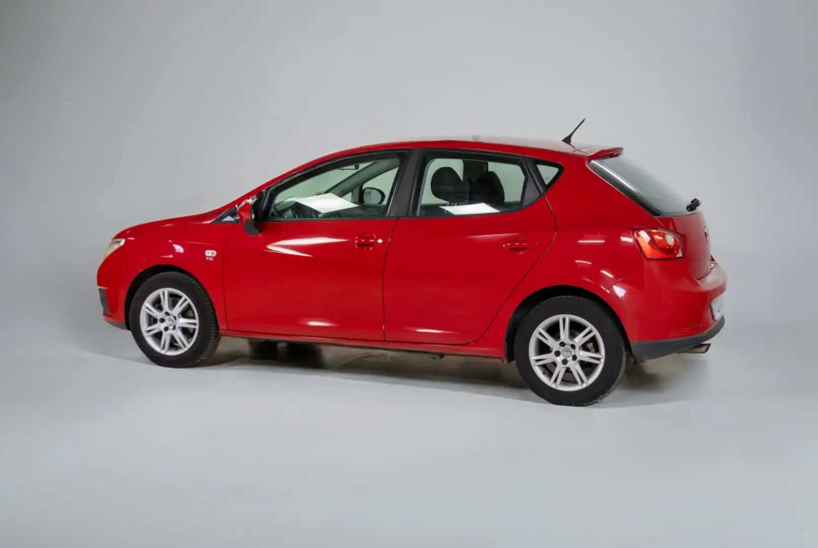 SEAT Ibiza 1.9TDI Stylance 105 Rouge - 2