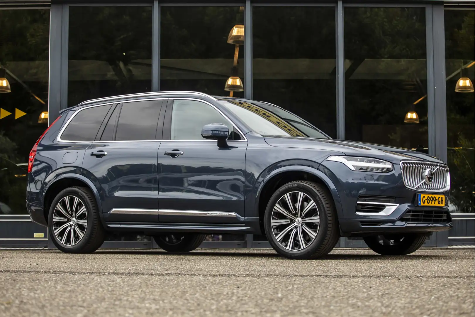 Volvo XC90 2.0 T8 Twin Engine AWD Inscription Intro Edition Blauw - 1