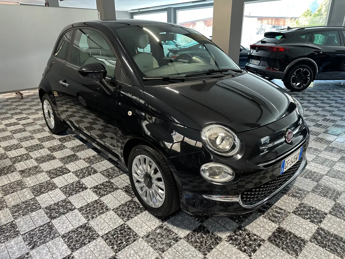 Fiat 500 500 1.0 hybrid Dolcevita 70cv Schwarz - 2