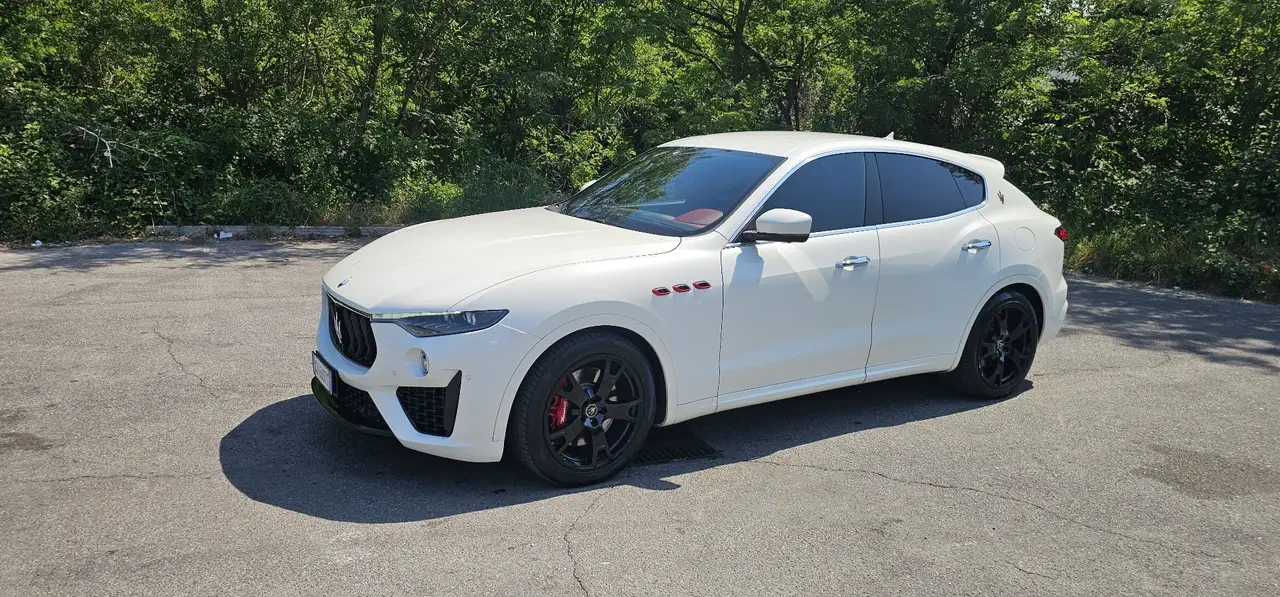 Maserati Levante 2022
