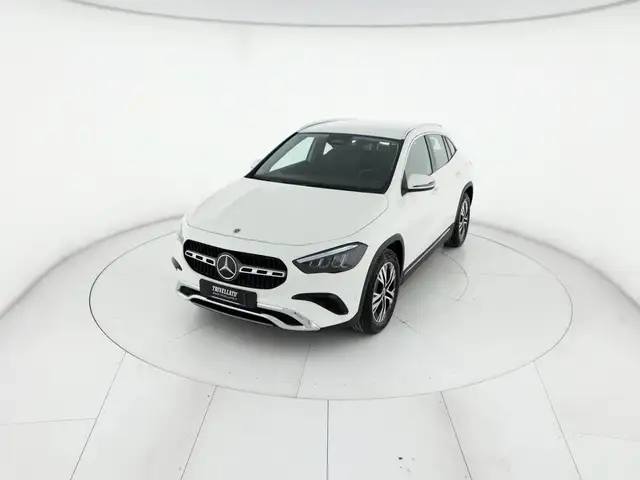 2023 Mercedes-Benz GLA in White for sale
