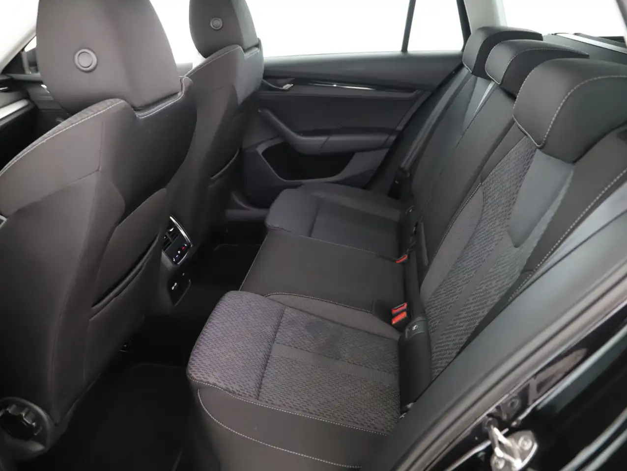 Skoda Octavia Combi 2.0 TDI Ambition LED+NAV+RADAR+SHZ, миниатюра 10
