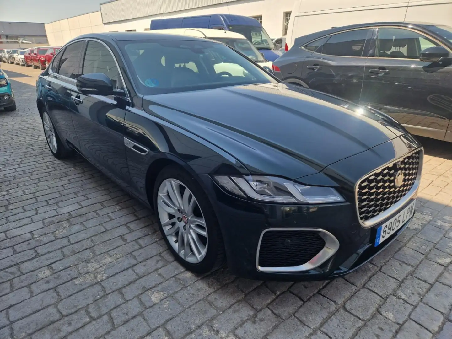 Jaguar XF 2.0i4D S 204 Aut. Grün - 1