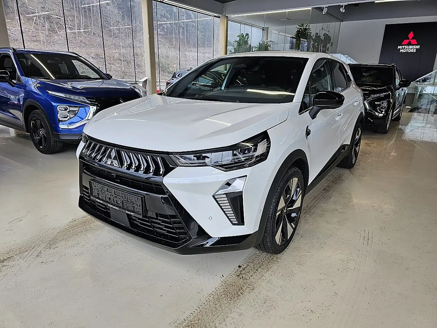 Mitsubishi Grandis 1,3 Petrol Intense S+C+T 26 Weiß - 1