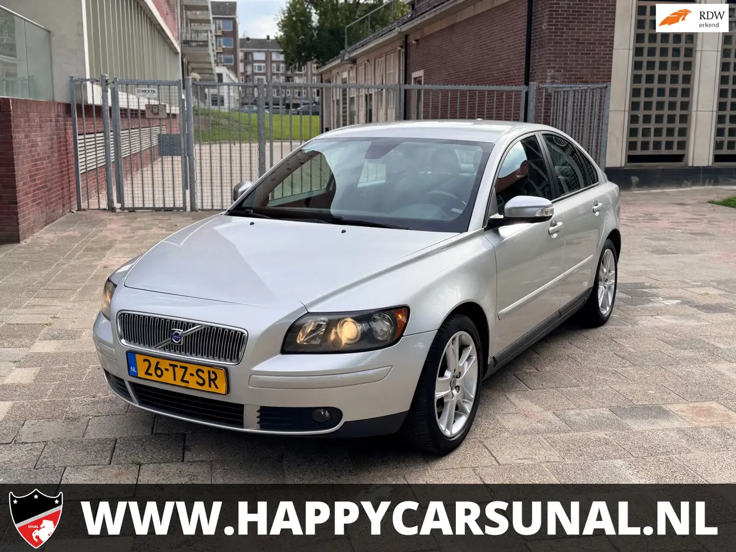 Volvo S40 2.0 Edition II Sport, AIRCO, NAP, NIEUWE APK Grau - 1