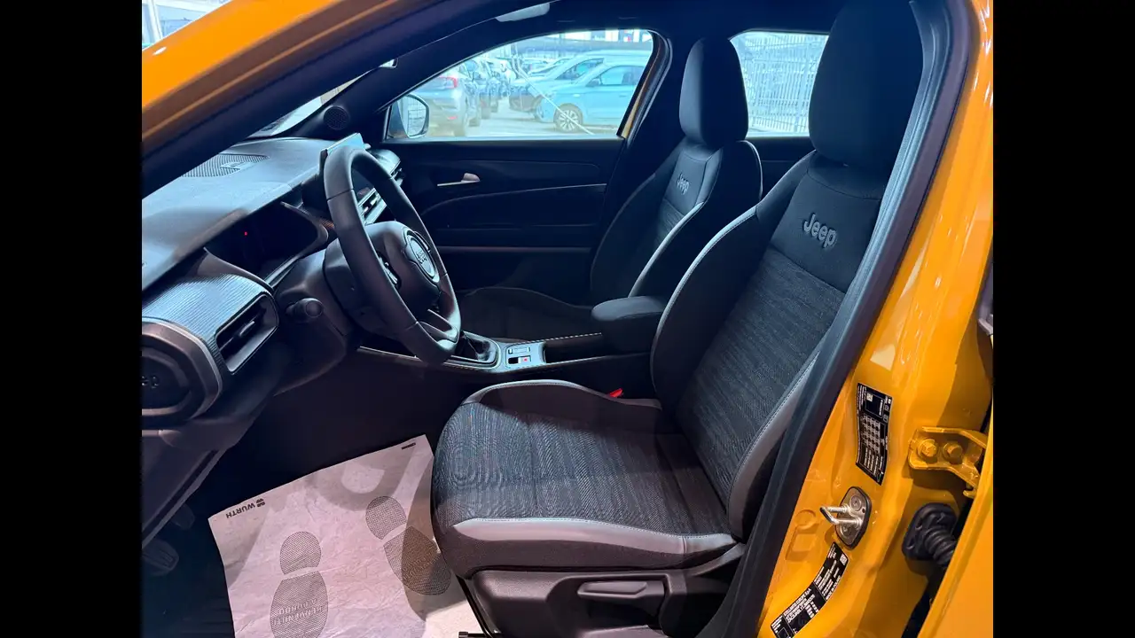 Jeep Avenger 1.2 Turbo Longitude 11