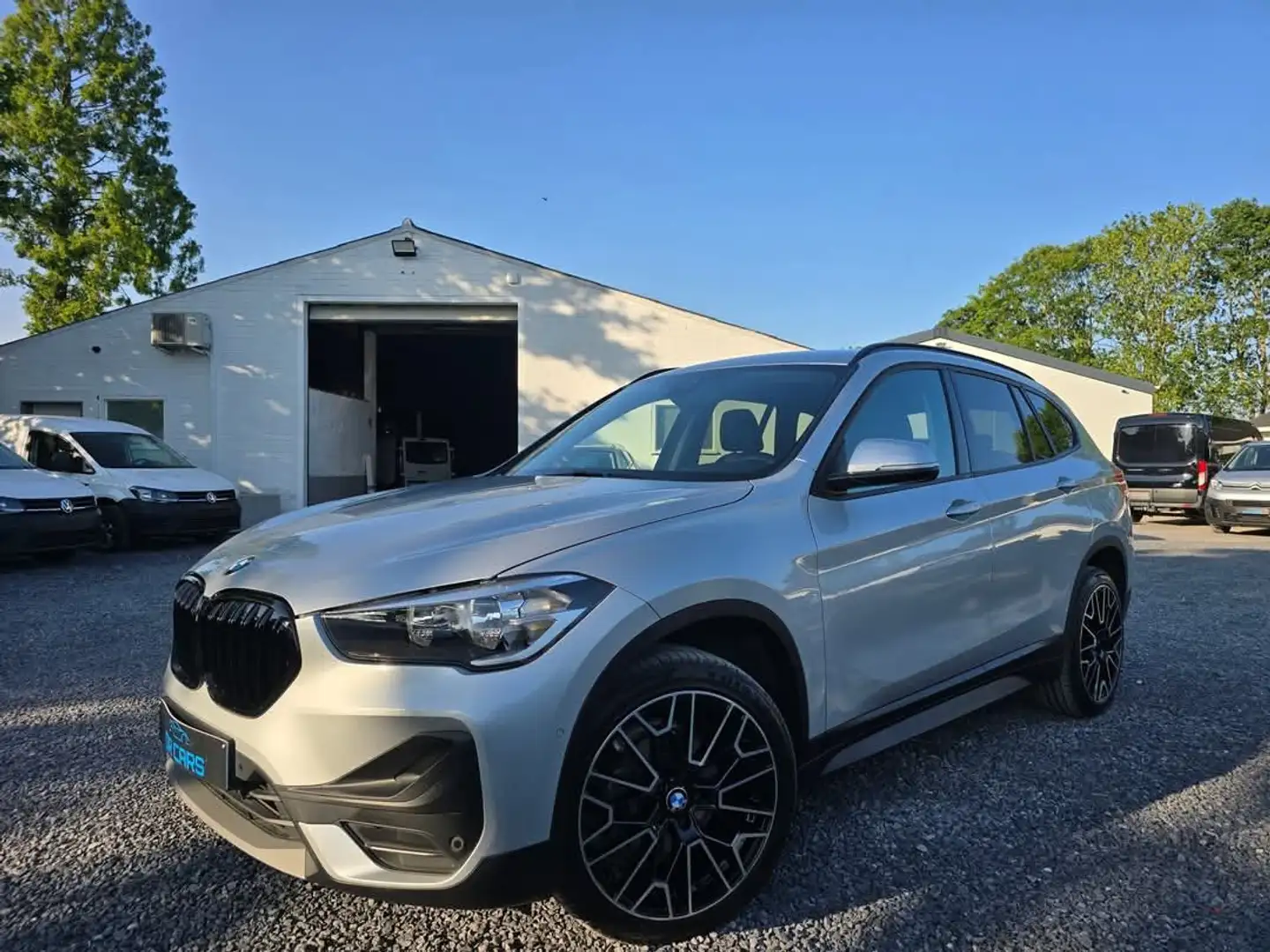 BMW X1 1.5 dA sDrive/ LED-NAVI-LEDER-CRUIS/TREKHAAK Grigio - 1