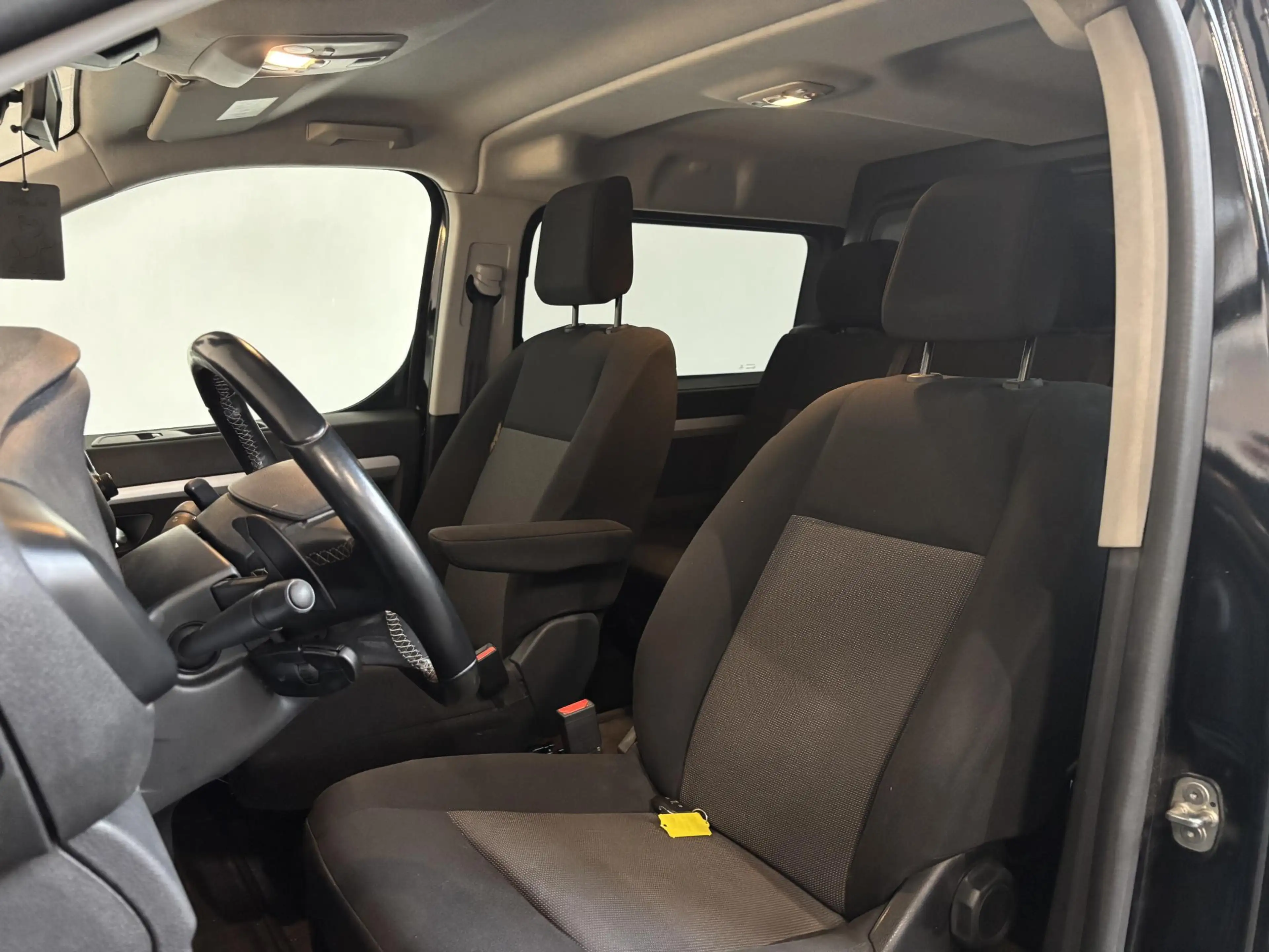 Opel Vivaro 2.0 CDTI Automaat 145 pk L3H1 Dubbele Cabine Autom — photo 3