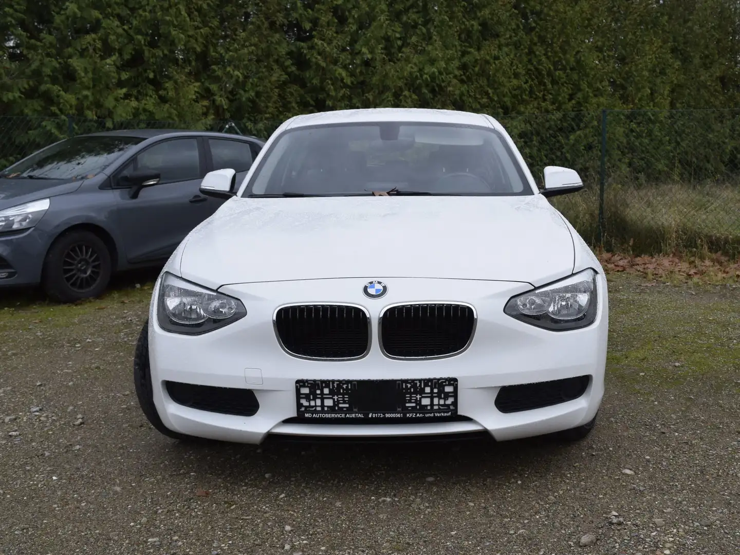 BMW 114 114 i Weiß - 2