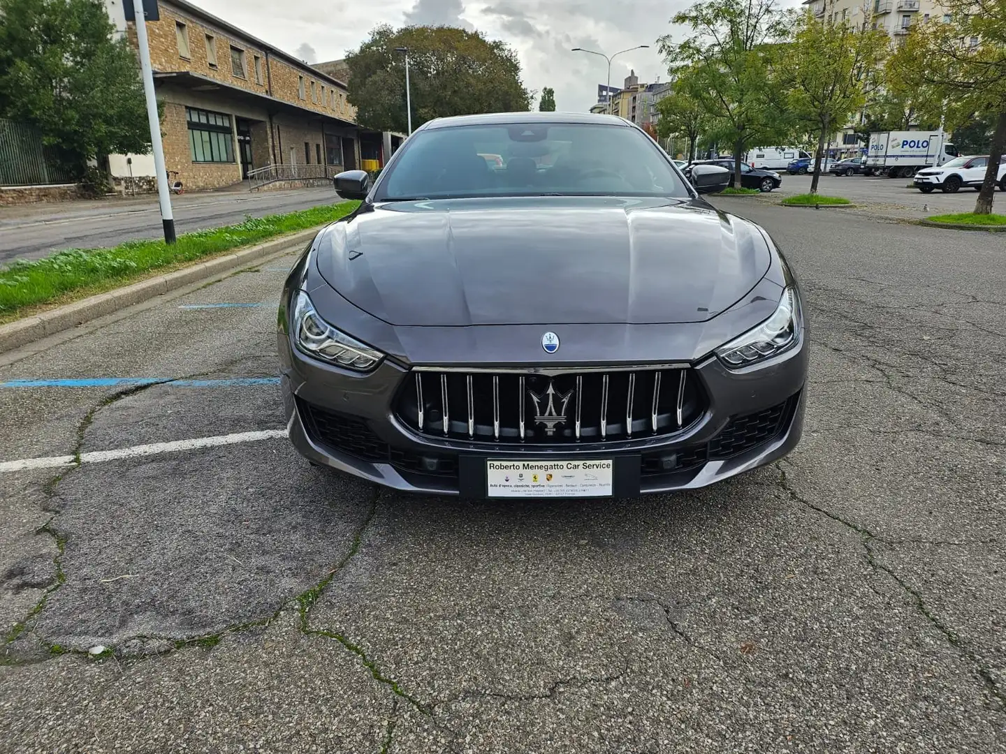 Maserati Ghibli Ghibli 2.0 mhev GT 330cv rwd auto srebrna - 2