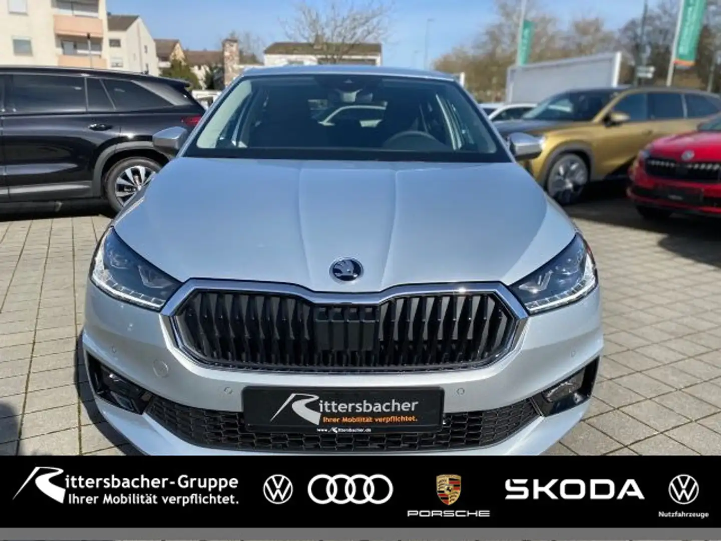 Skoda Fabia Tour 1,0 TSI 85 kW 7-Gang-DSG Verfügbar ab Silber - 1