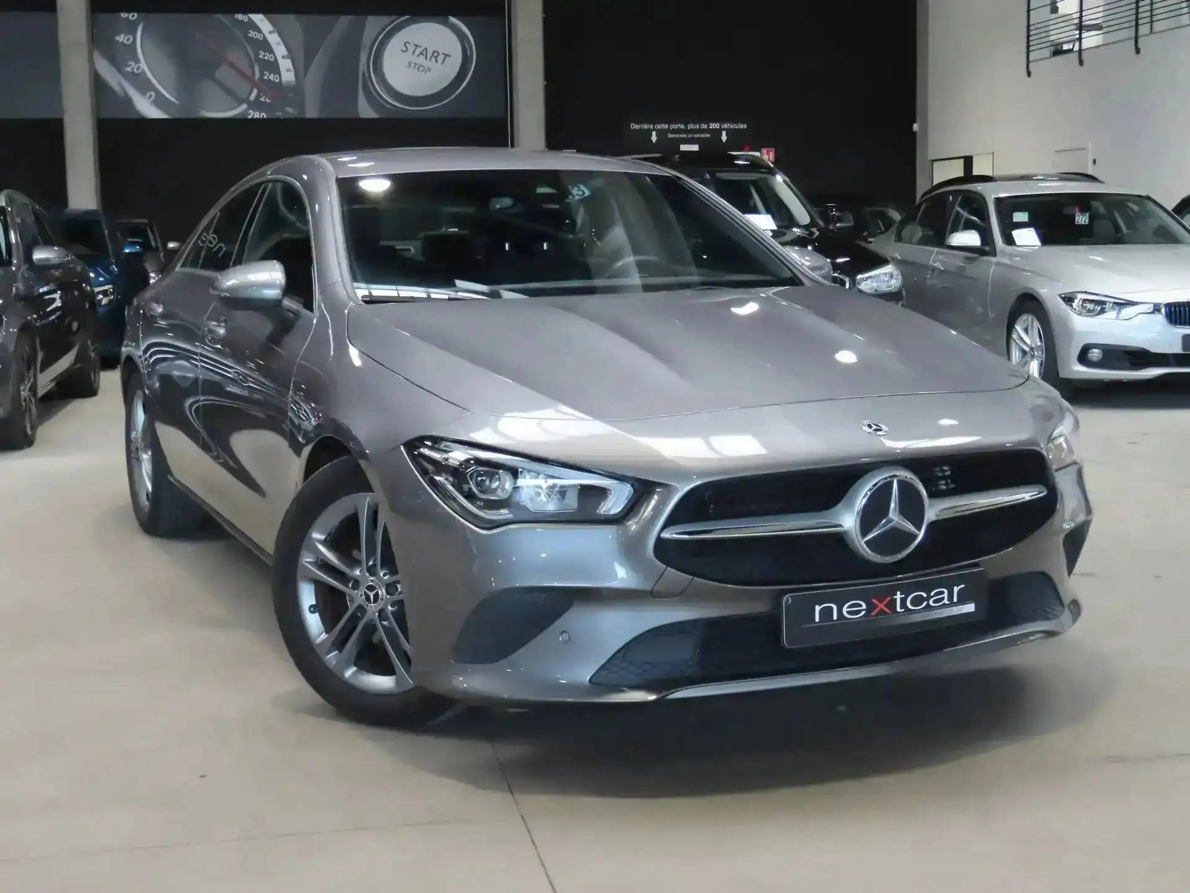 Mercedes-Benz CLA 180 d 7GTRONIC **FULL LED-CRUISE-NAVI-CAMERA** — photo 2