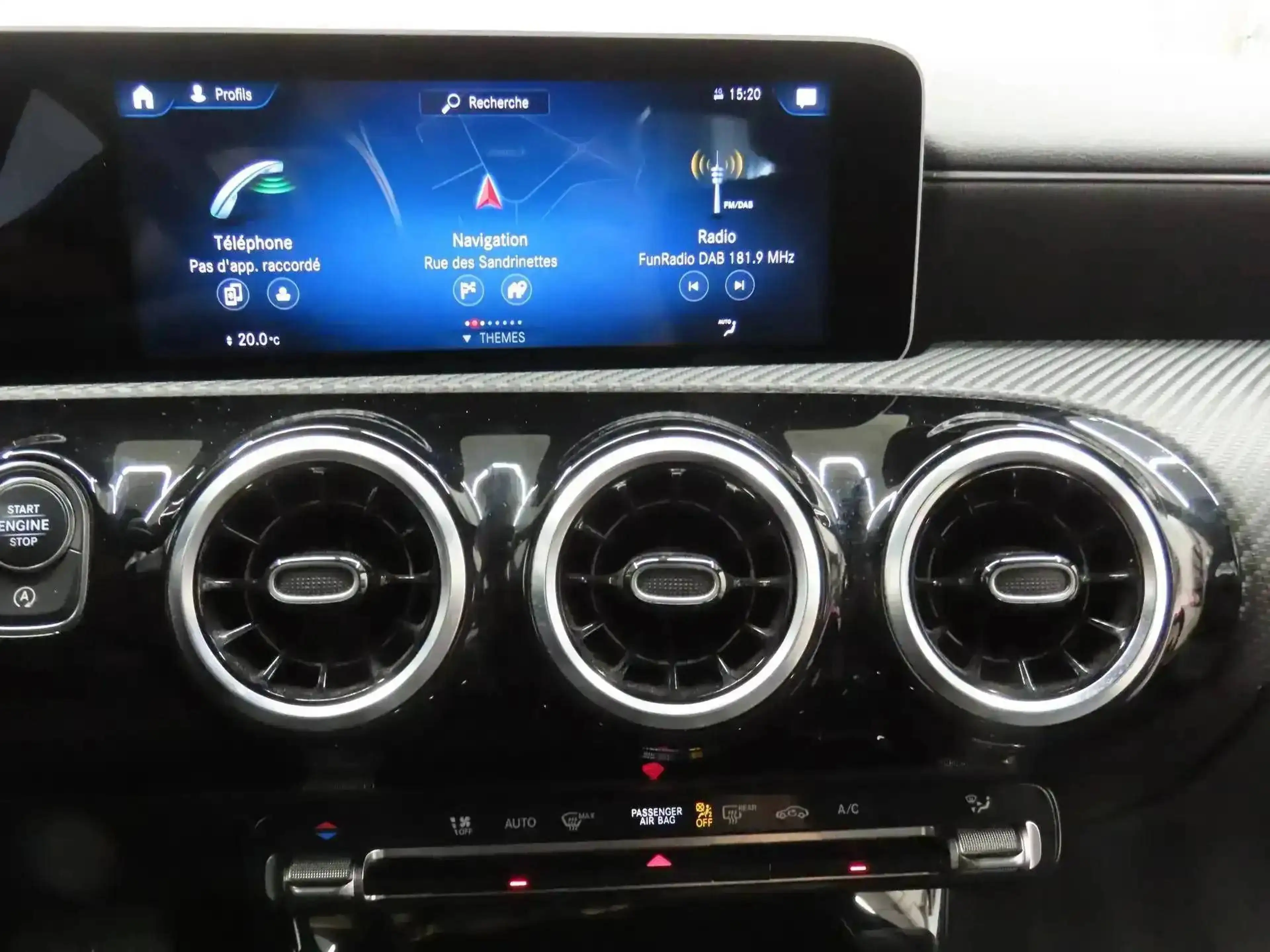 Mercedes-Benz CLA 180 d 7GTRONIC **FULL LED-CRUISE-NAVI-CAMERA** — photo 11