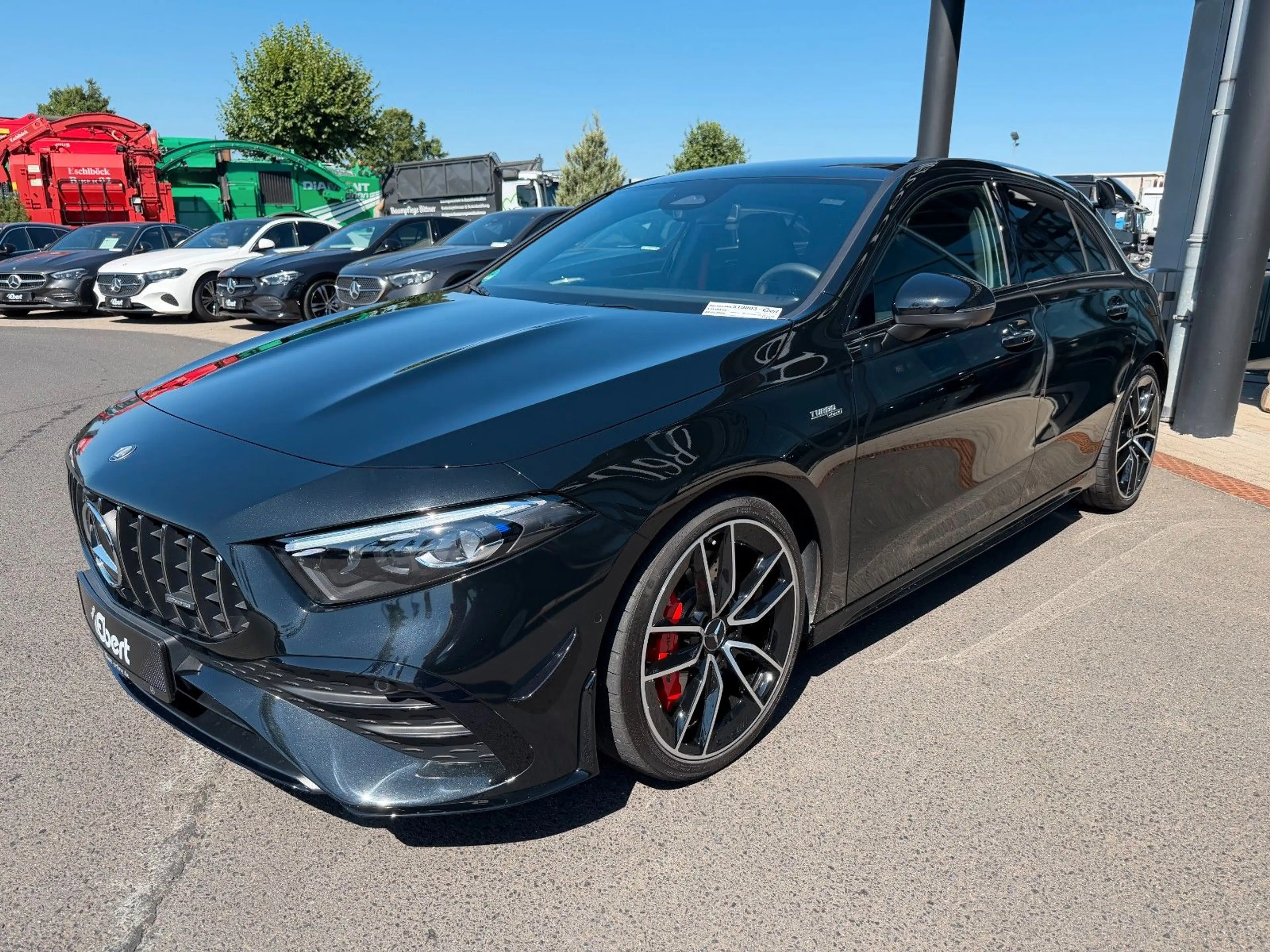 Mercedes-Benz A 35 AMG 4Matic+Aero+StandH+360+MultiB+Memory — photo 2