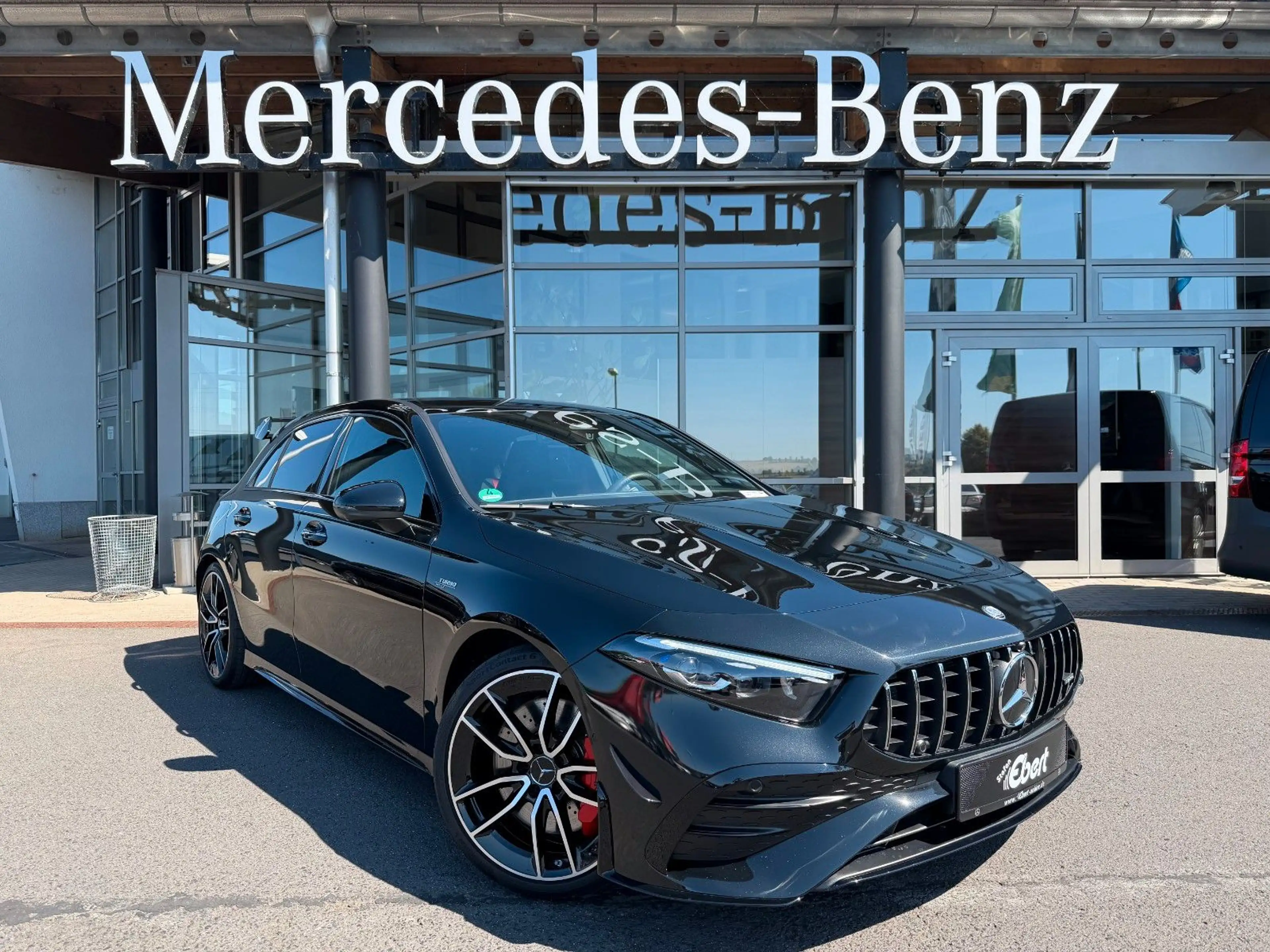 Mercedes-Benz A 35 AMG 4Matic+Aero+StandH+360+MultiB+Memory