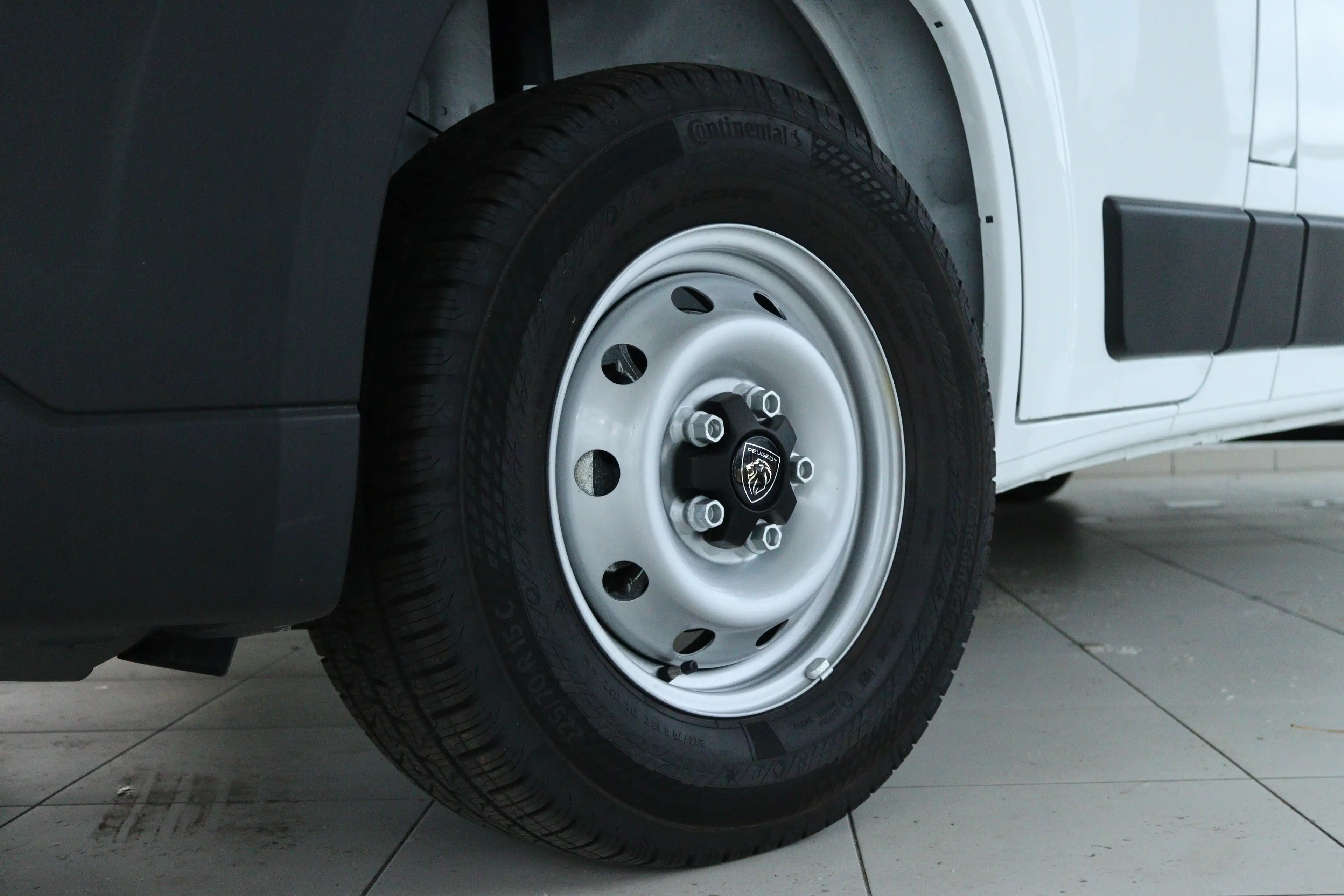 Peugeot Boxer 2.2 BlueHDi 140 S&S L3H2 3.5t | Cruise Control | B — photo 8