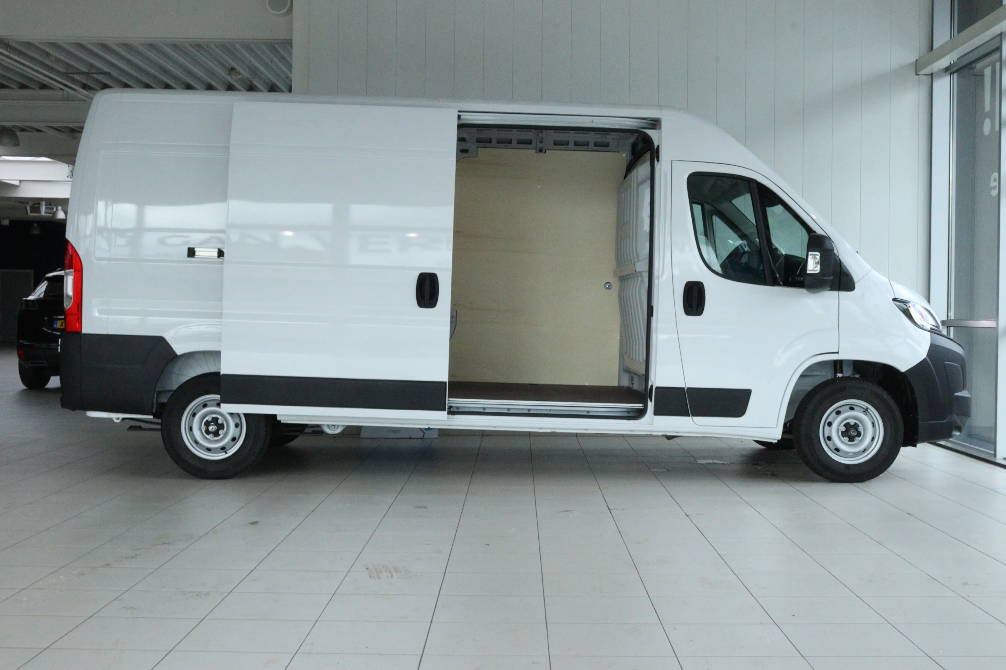 Peugeot Boxer 2.2 BlueHDi 140 S&S L3H2 3.5t | Cruise Control | B — photo 11