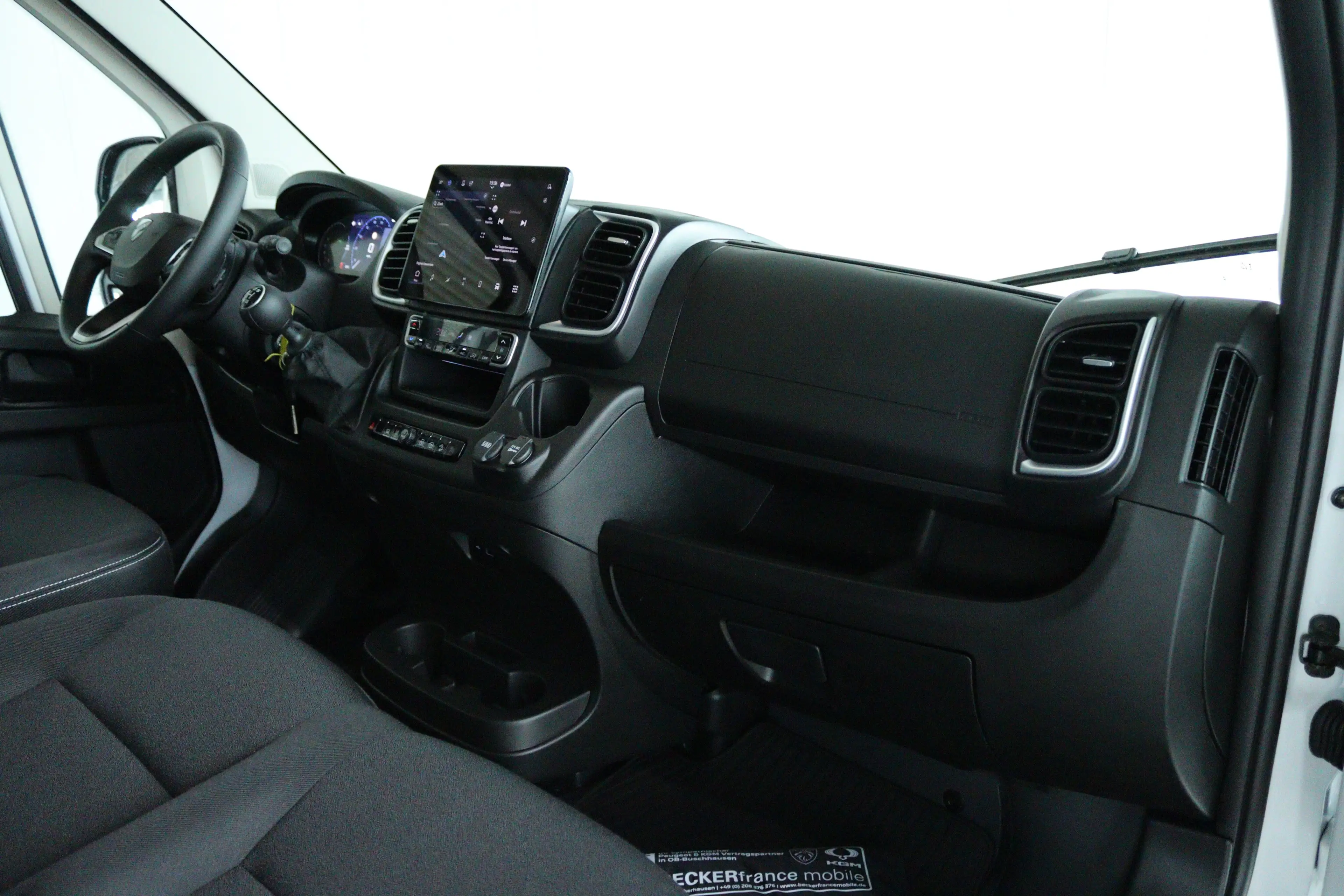 Peugeot Boxer 2.2 BlueHDi 140 S&S L3H2 3.5t | Cruise Control | B — photo 4