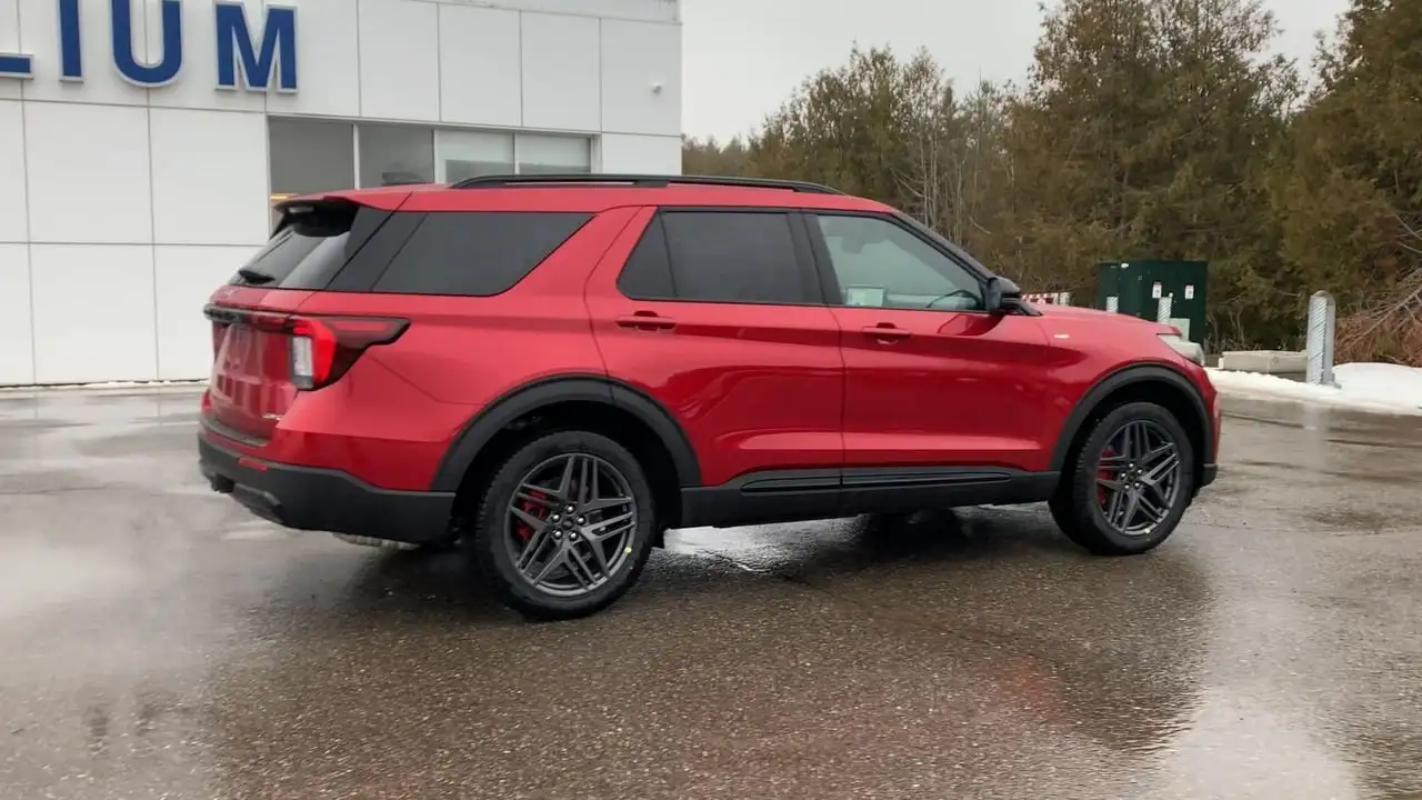 Ford Explorer снимка Ford Explorer