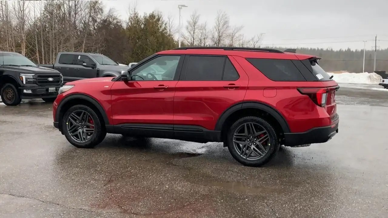 Ford Explorer снимка Ford Explorer