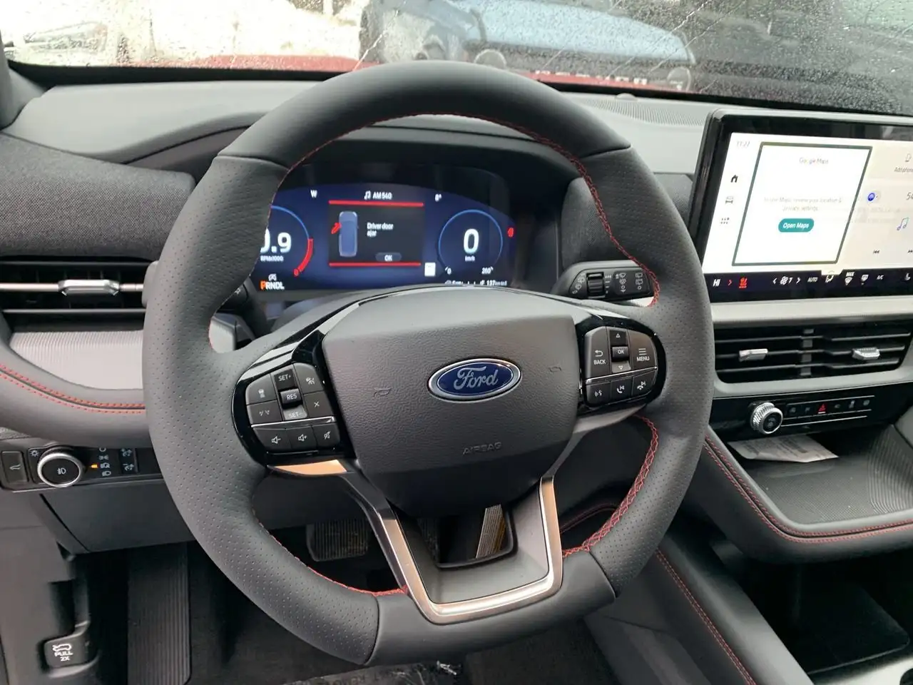 Ford Explorer снимка Ford Explorer
