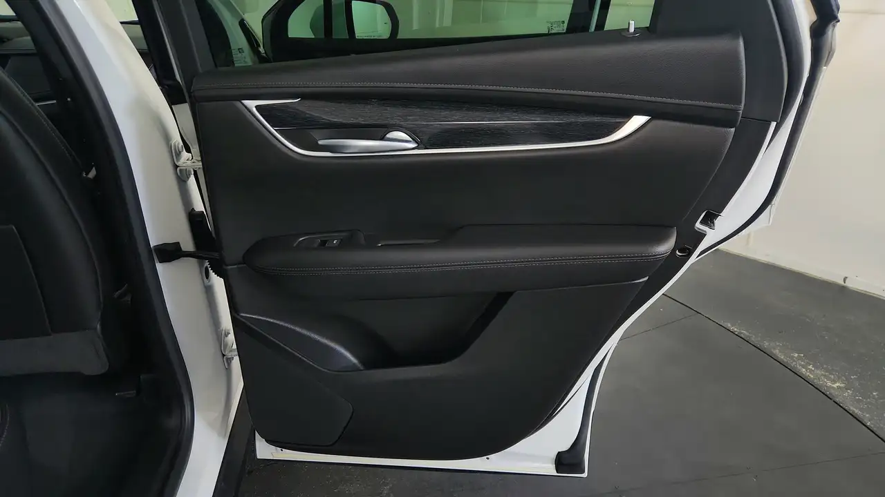 Cadillac XT5 снимка Cadillac XT5