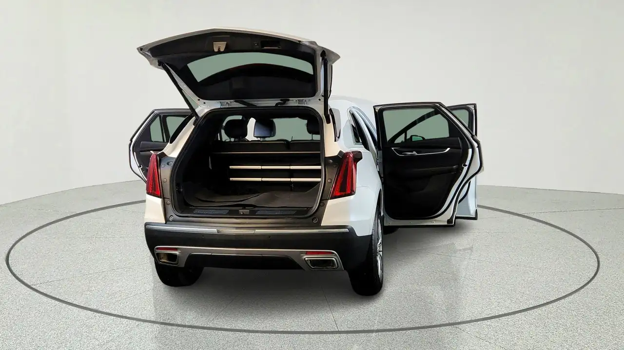 Cadillac XT5 снимка Cadillac XT5
