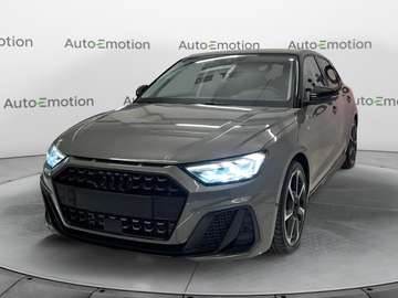 30 TFSI S tronic Identity Black
