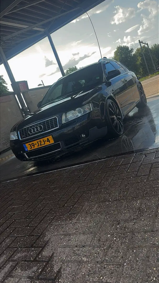 Audi A4 3.0 quattro Чёрный - 2