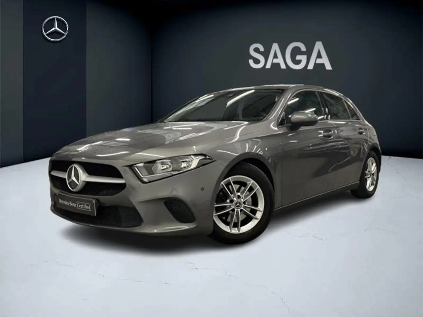 Mercedes-Benz A 180 d Style MBUX Gris - 1