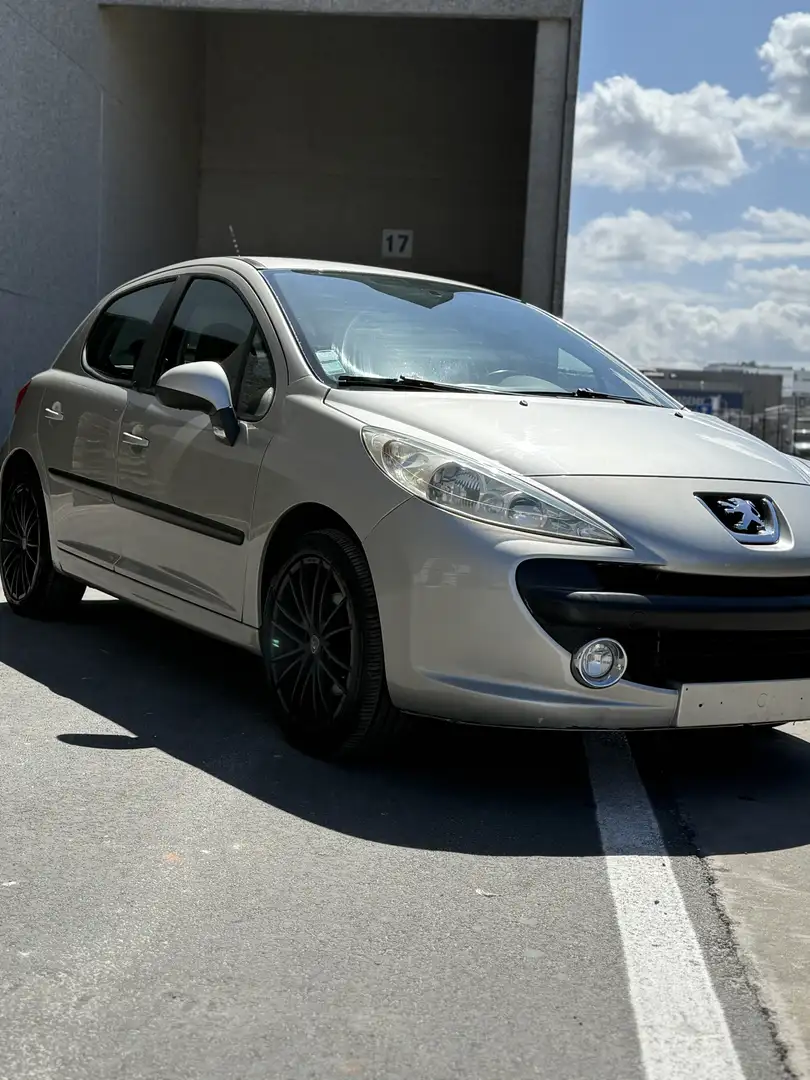 Peugeot 207 90 Sport - 2