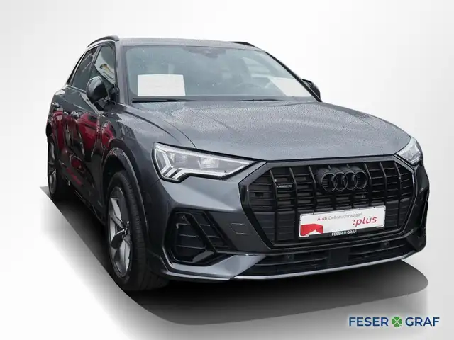 Audi Q3 view 2