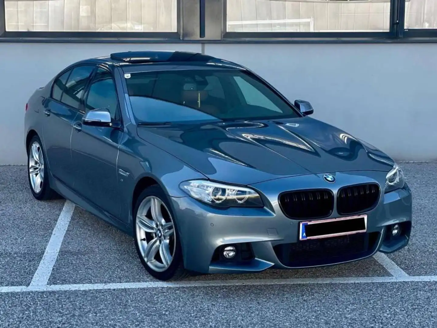 BMW 525 BMW 525d F10 M-Paket | 158.000 km | HUD | Harman Kardon | Kamera Grau - 1