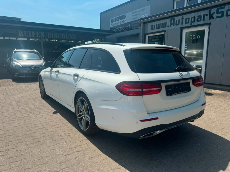 Mercedes-Benz E 220 d T AMG-LINE°PANO°WIDE°LED°KAMERA°KEYLESS! — photo 7
