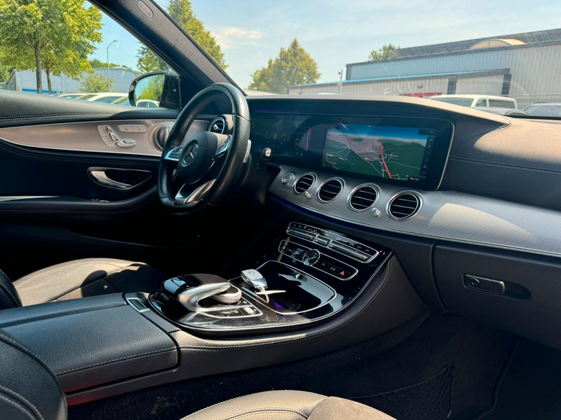 Mercedes-Benz E 220 d T AMG-LINE°PANO°WIDE°LED°KAMERA°KEYLESS! — photo 15