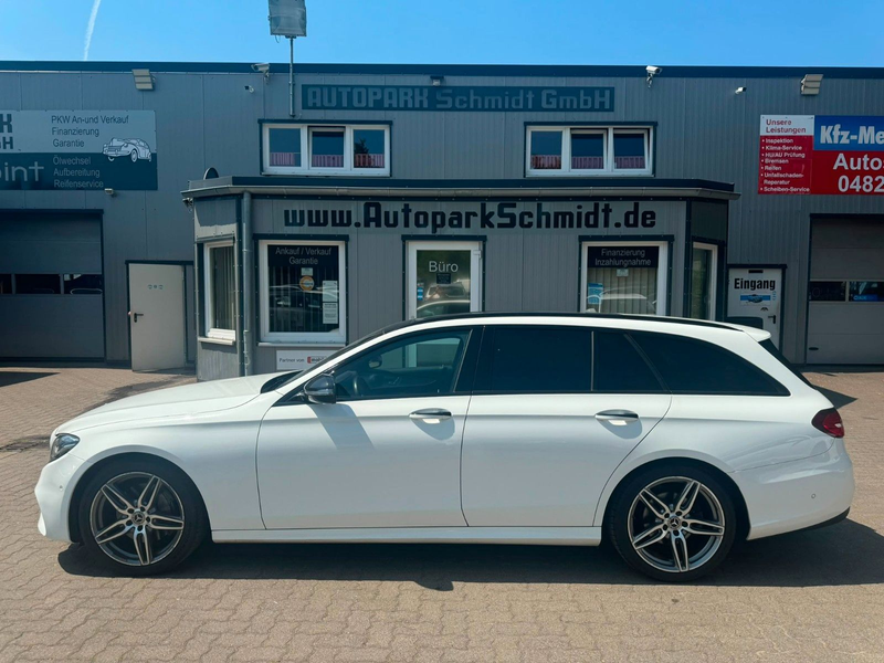 Mercedes-Benz E 220 d T AMG-LINE°PANO°WIDE°LED°KAMERA°KEYLESS! — photo 8