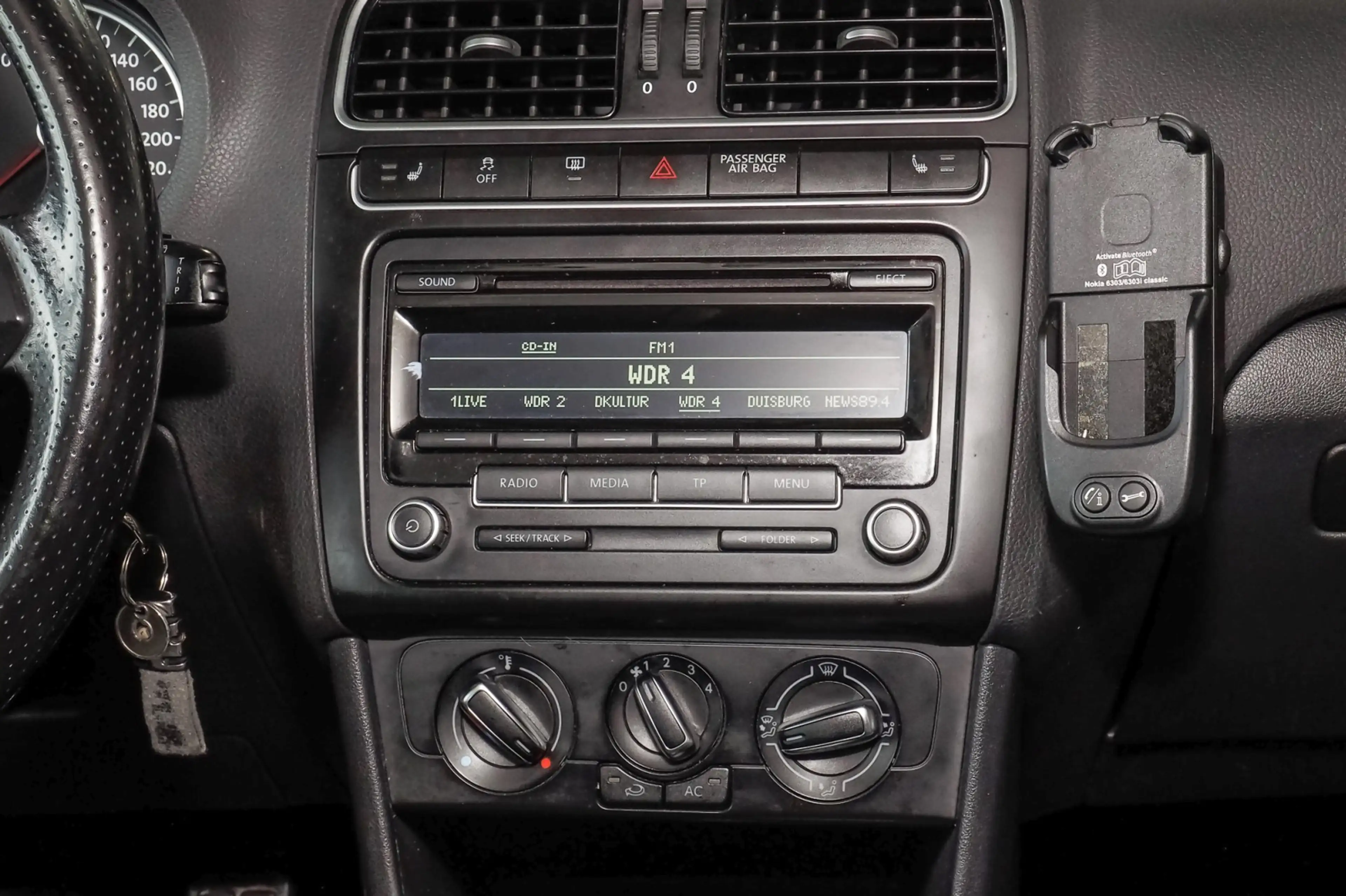 Volkswagen Polo Cross 1.4, Klima, Allwetterreifen uvm — photo 11