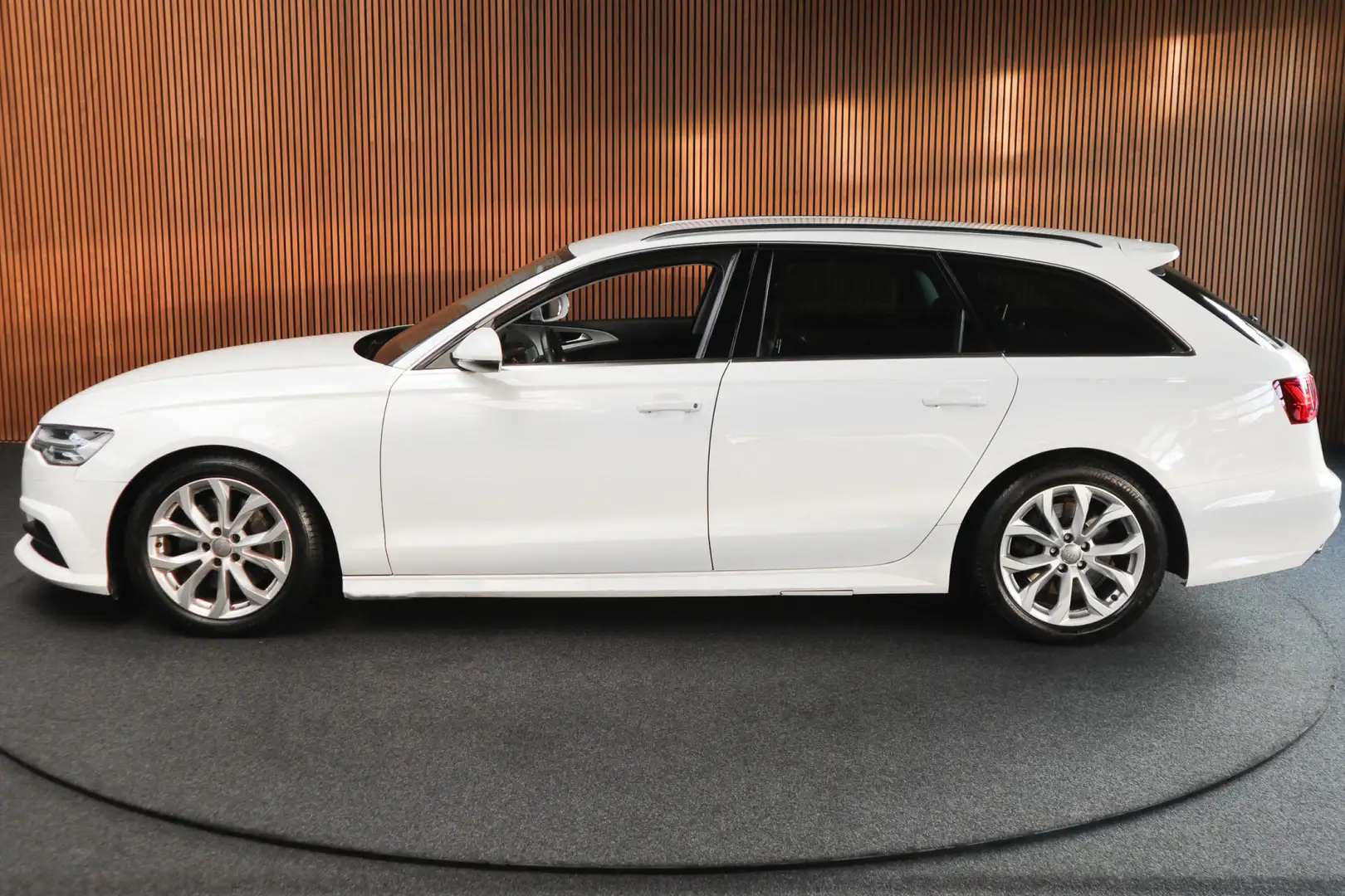 Audi A6 Avant 50 TDI quattro Navi Leer Elektr. achterklep Weiß - 2