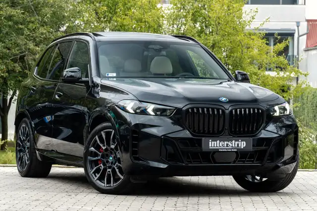 BMW X5 view 3