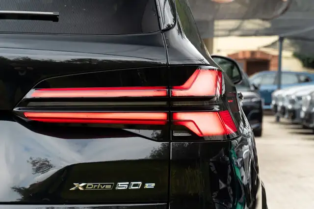 BMW X5 view 10
