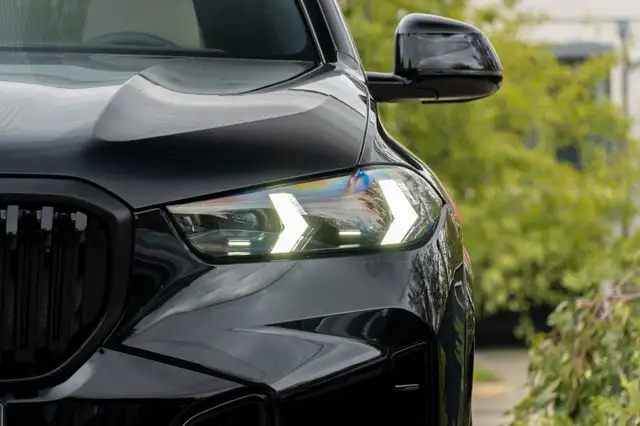 BMW X5 view 7